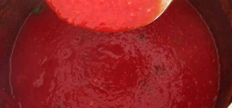 molho de tomate caseiro com cenoura e beterraba