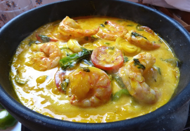 receita moqueca de peixe camarão