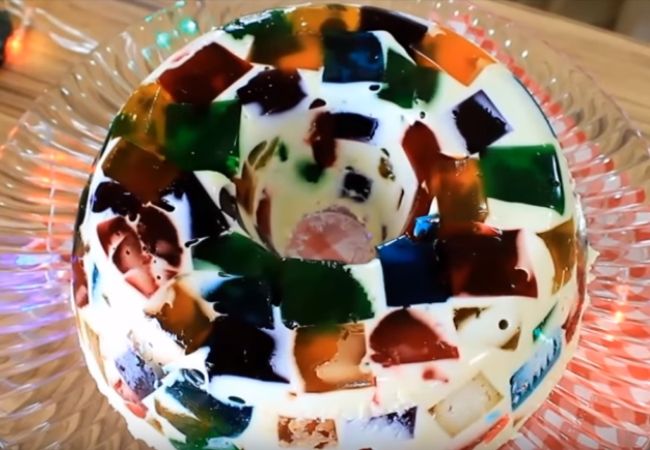 mosaico de gelatina com seis sabores 