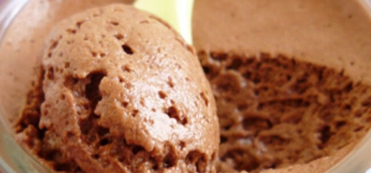 sobremesa rápida e fácil de liquidificador mousse