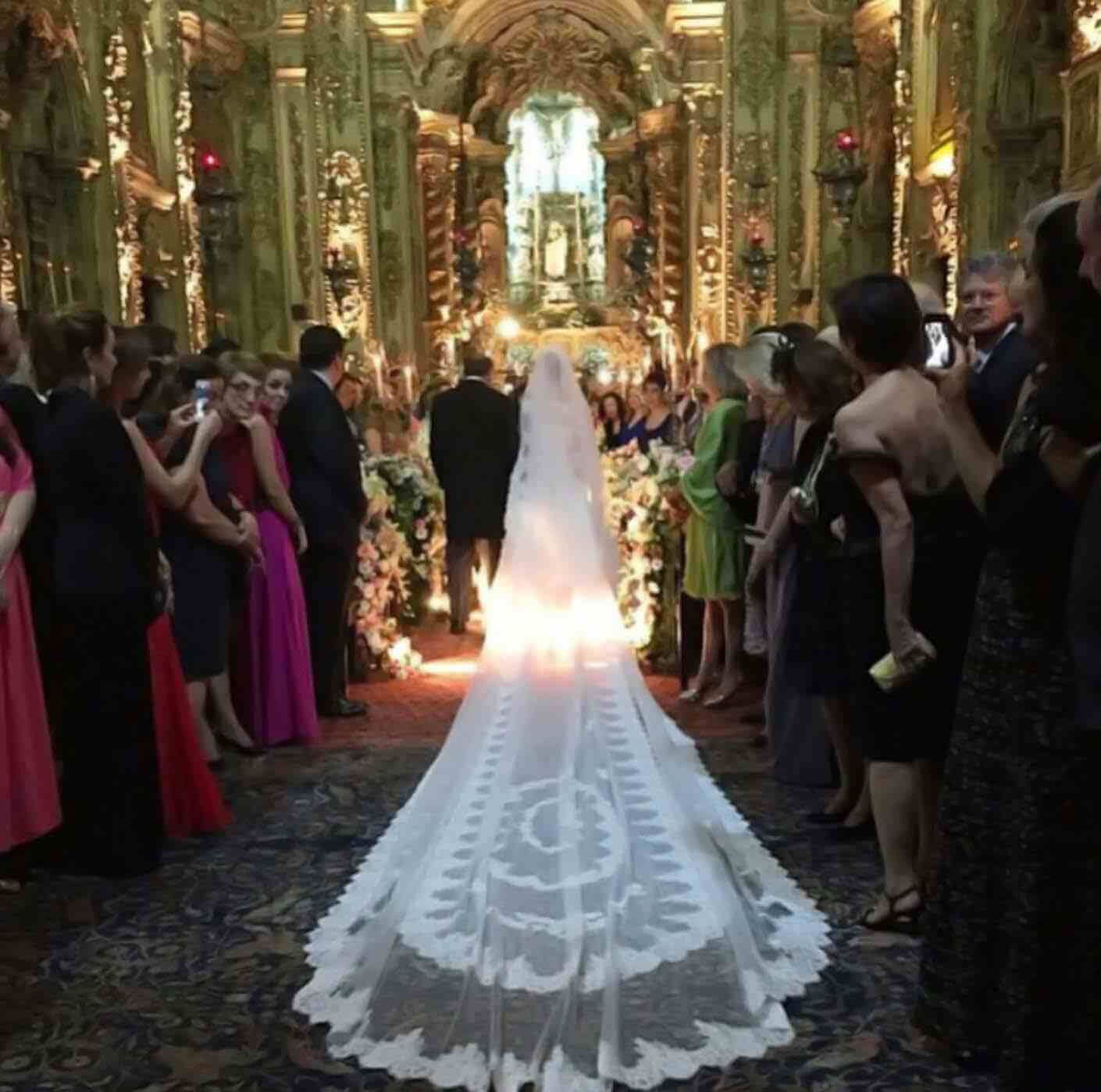 noiva-branco-igreja-atestado-virgindade-1