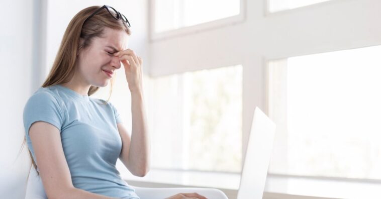 o que causa dor de cabeça