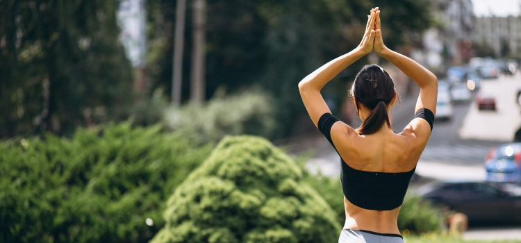 o que é yoga?