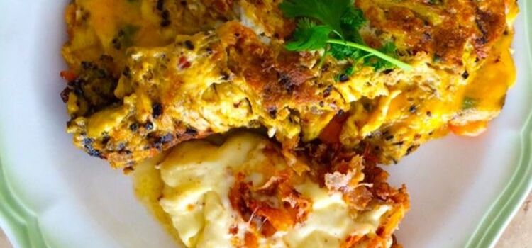 receita omelete com tomate seco e bacon