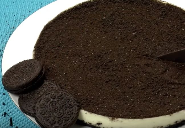 cheesecake de oreo gigante com creme de queijo