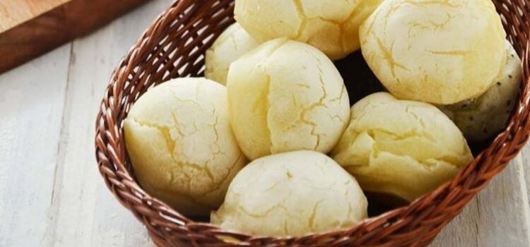 receita de pão de queijo vegano com batata-doce