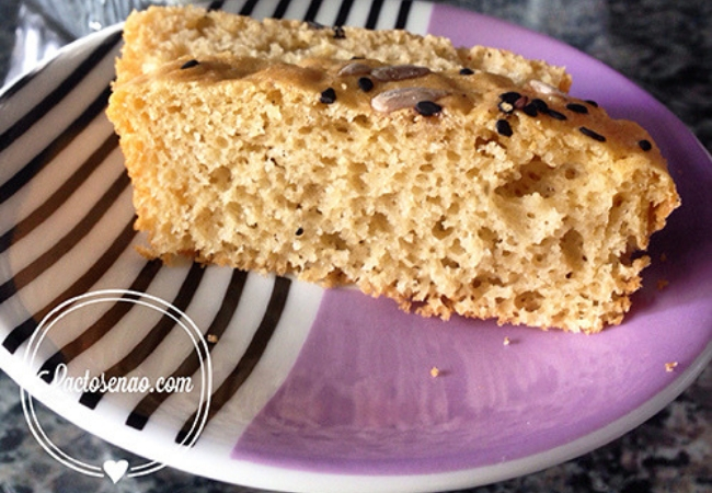 pão com farinha de arroz e amaranto