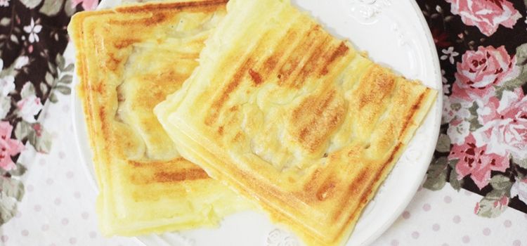 pão de queijo sanduicheira