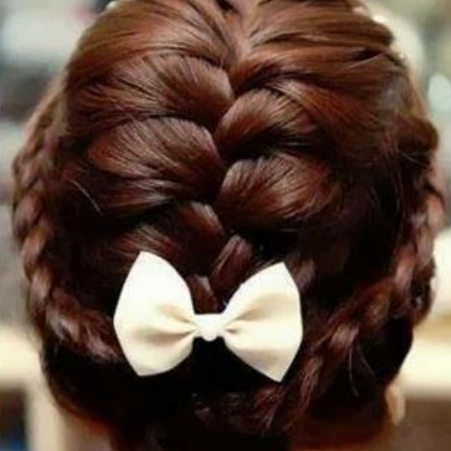 ideia penteados com coque lacinho