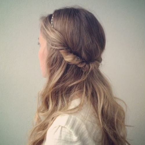 fazer penteados fáceis semipreso torcido