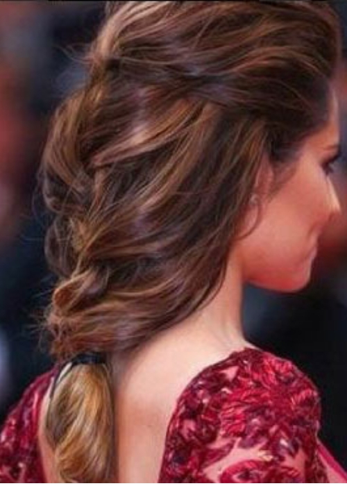 modelos de penteados para casamento longo trança solta