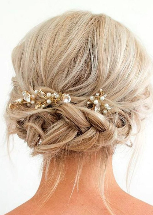 modelos penteados para casamento medio preso