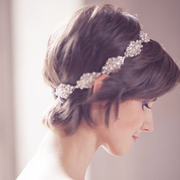 modelos penteados para formatura curto tiara