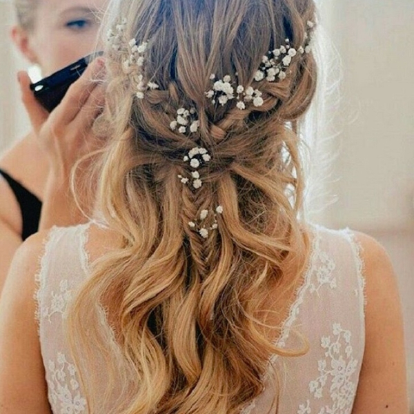 modelo penteados para formatura medio trança flores