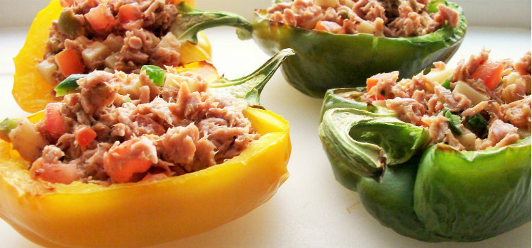 pimentão recheado com atum