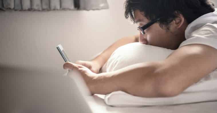 por que você se sente sozinho