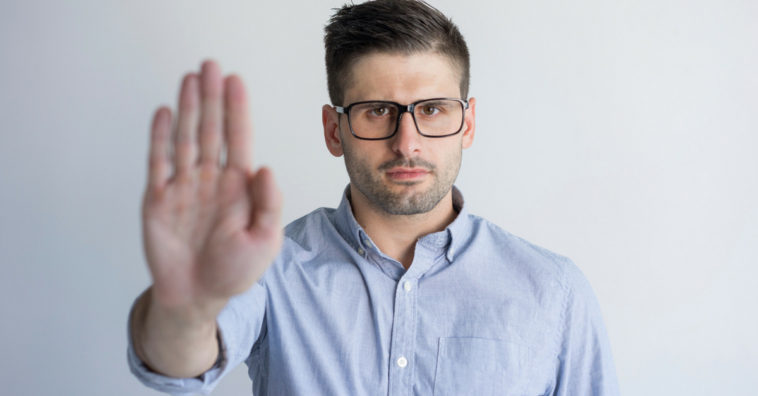 lidar com pessoas manipuladoras