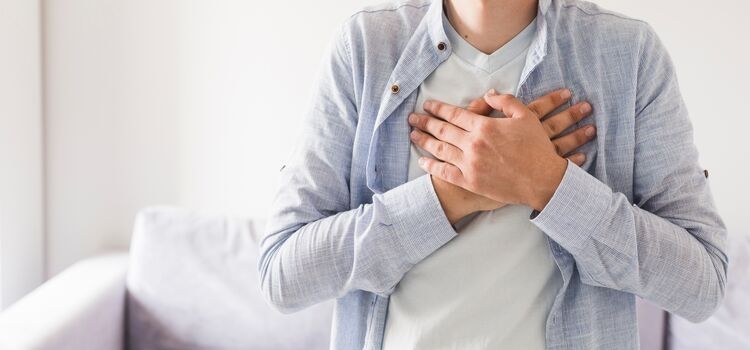 os principais sintomas de infarto silencioso