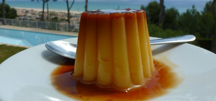 pudim de micro-ondas com leite Ninho