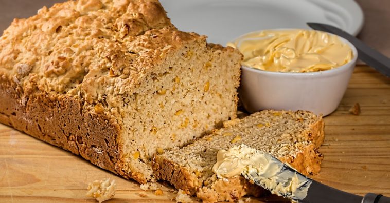 pão de fubá com cenoura e couve-flor