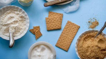 receita de biscoito com caramelo em camadas