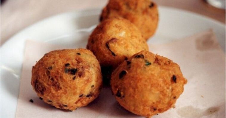 receita de bolinho de mandioca