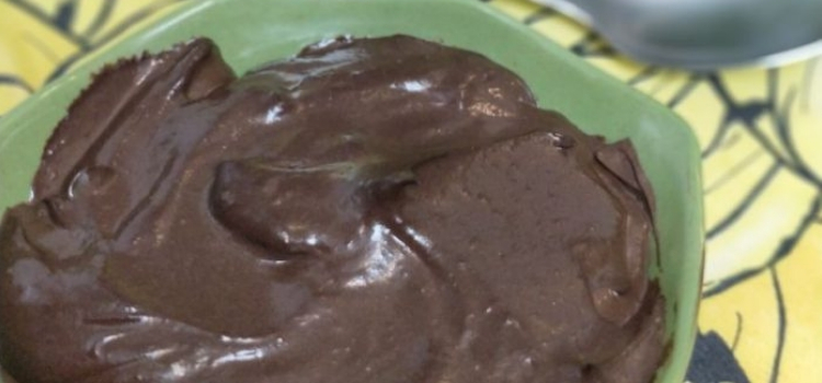 fazer receitas com abacate fit brigadeiro