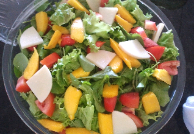 fazer receitas com fruta do verao salada manga