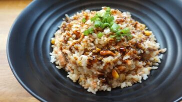 arroz de forno com carne moída