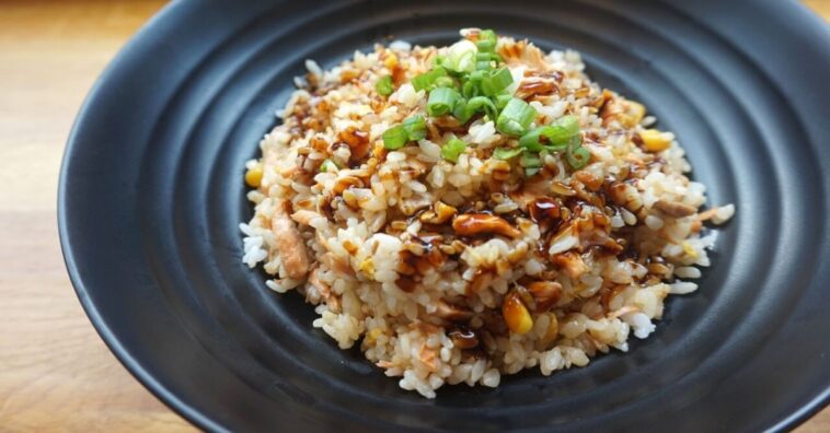arroz de forno com carne moída