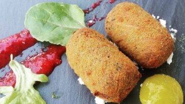 bolinho de arroz com bacalhau