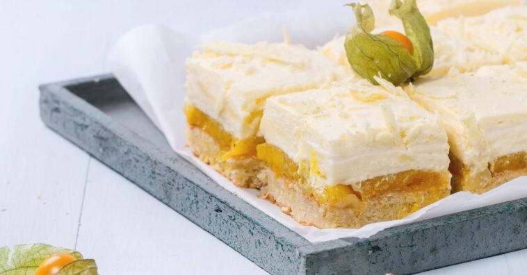 bolo de abacaxi com coco