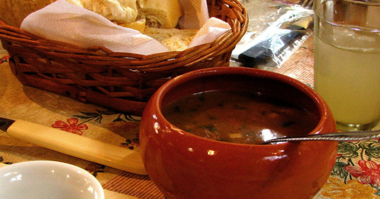 caldo de feijão