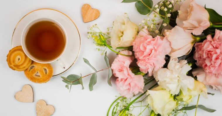 chás para limpar o útero