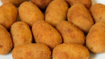 croquete de carne assada