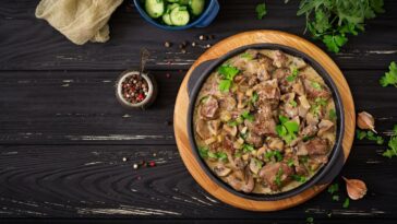 estrogonofe de carne