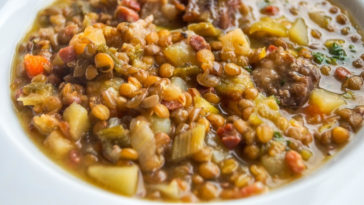 sopa de lentilha