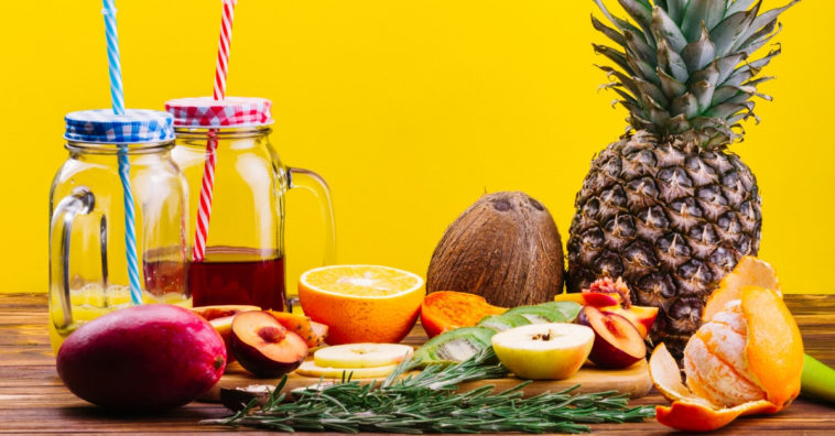 suco verde com abacaxi