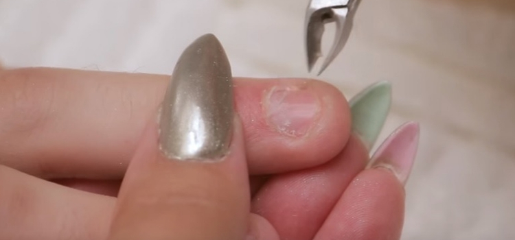 como recuperar unhas danificadas cutículas