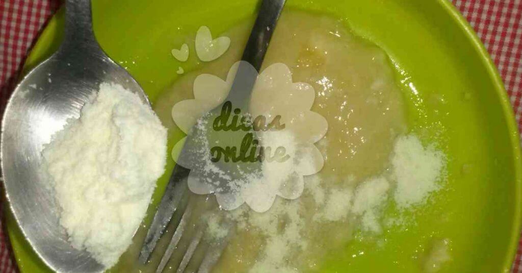 remover-pelos-faciais-farinha-aveia