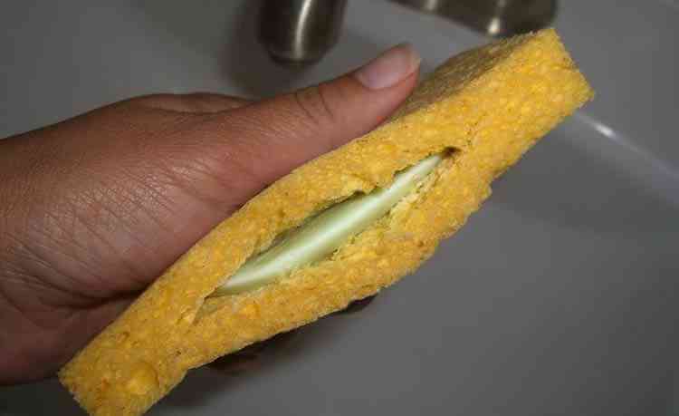 reutilizar-esponja-pia-2