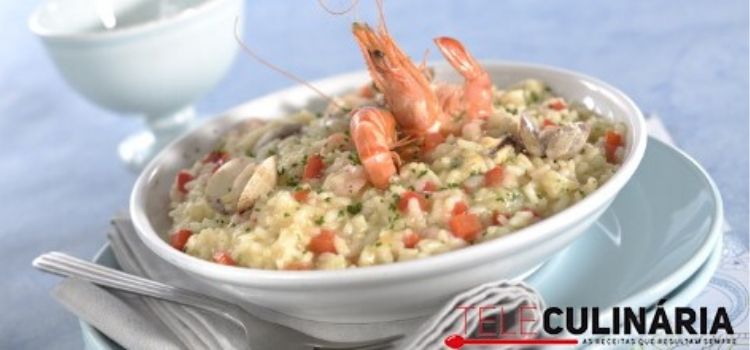 receita de risoto de frutos do mar com parmesão