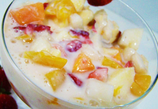 receita salada de frutas condensado