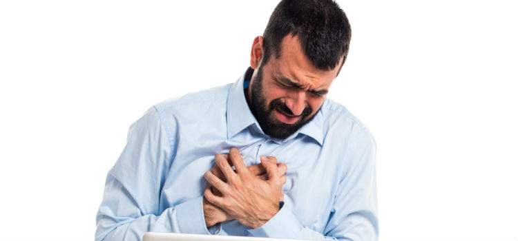 sintomas de infarto masculino