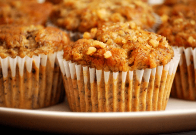 snack saudável muffins de banana