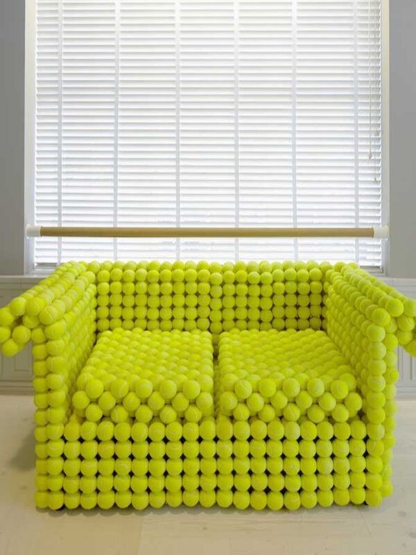 móveis reciclados sofa com bolas