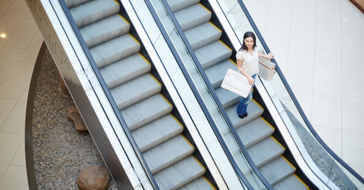 sonhar com escada rolante