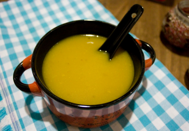 receita de sopa de abobrinha e batata cenoura