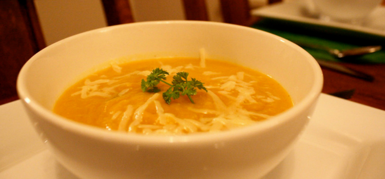 receita de sopa de couve-flor e frango