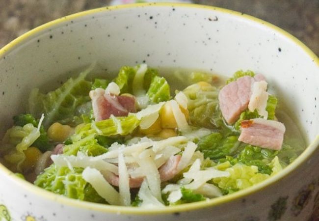 sopa de repolho e grão